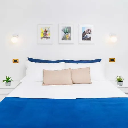 Four Bedroom Near Metro Apartmán Milán