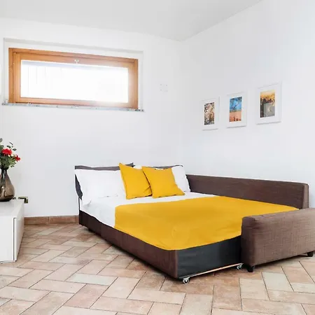 Four Bedroom Near Metro Milán