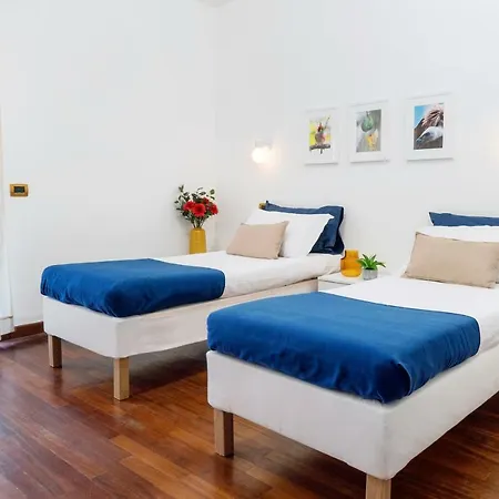 Four Bedroom Near Metro * Milão